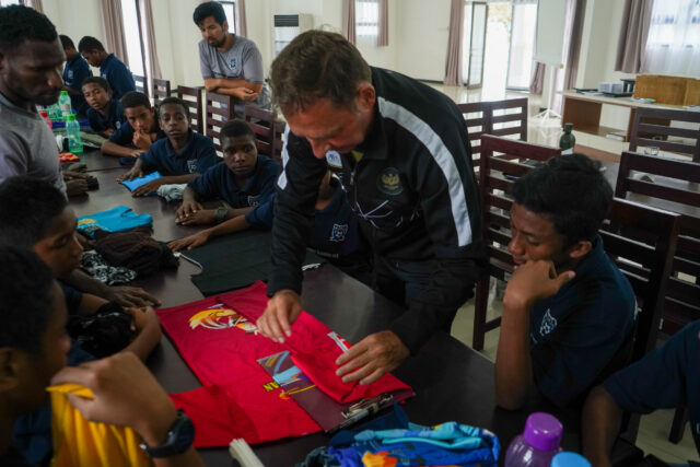 Tumbuhkan Individu Mandiri Dari Hal Sederhana Papua Football Academy