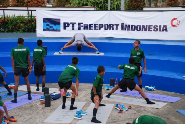 Pemain Papua Football Academy Jalani Pencegahan Cedera Papua Football